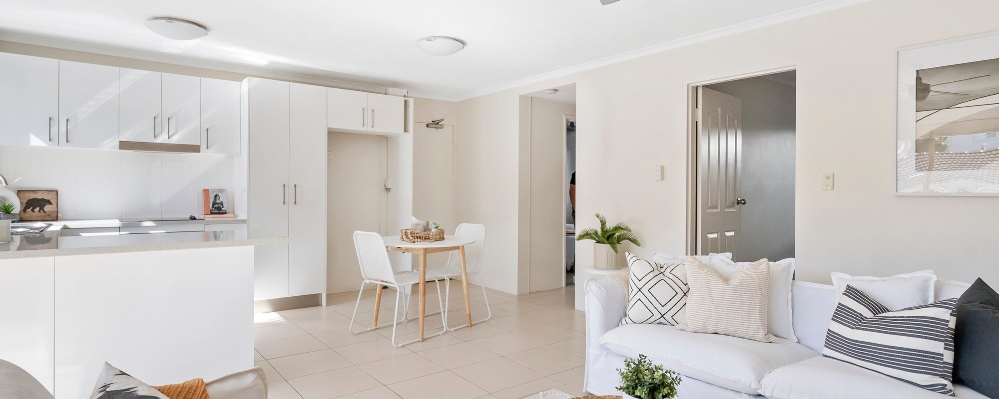 64d5e9c4-6a99-4ab2-b422-f5d8454203fc-Mermaid-Beach-2026-02-18-103926-10