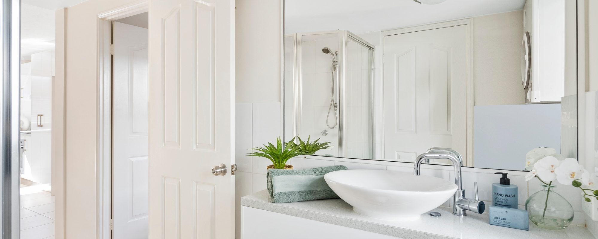 64d5e9c4-6a99-4ab2-b422-f5d8454203fc-Mermaid-Beach-2026-02-18-103926-7