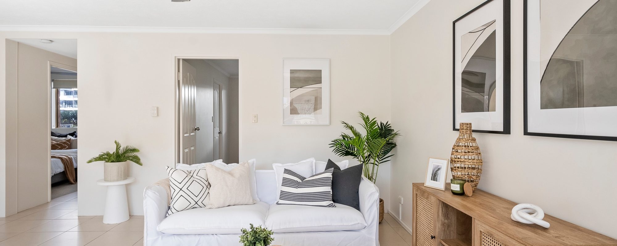 64d5e9c4-6a99-4ab2-b422-f5d8454203fc-Mermaid-Beach-2026-02-18-103926-9