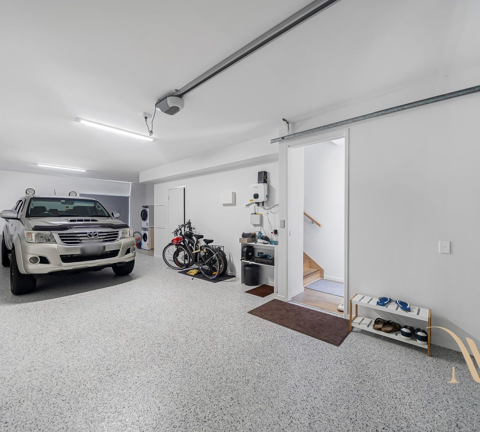 65b79bb6-a1eb-457a-b005-dffb95673ade-Palm-Beach-2026-02-18-103543-8