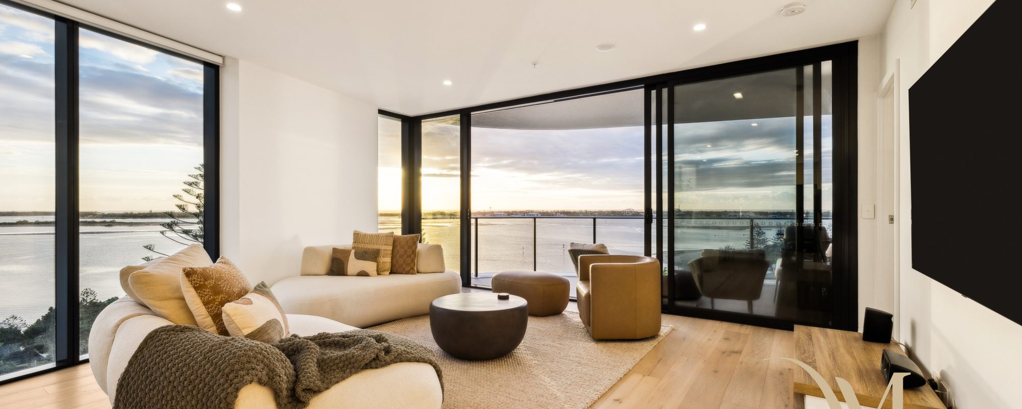 6806d46a-cbf9-4630-ba13-1a897f8bb0ca-Labrador-2025-12-30-153209-6