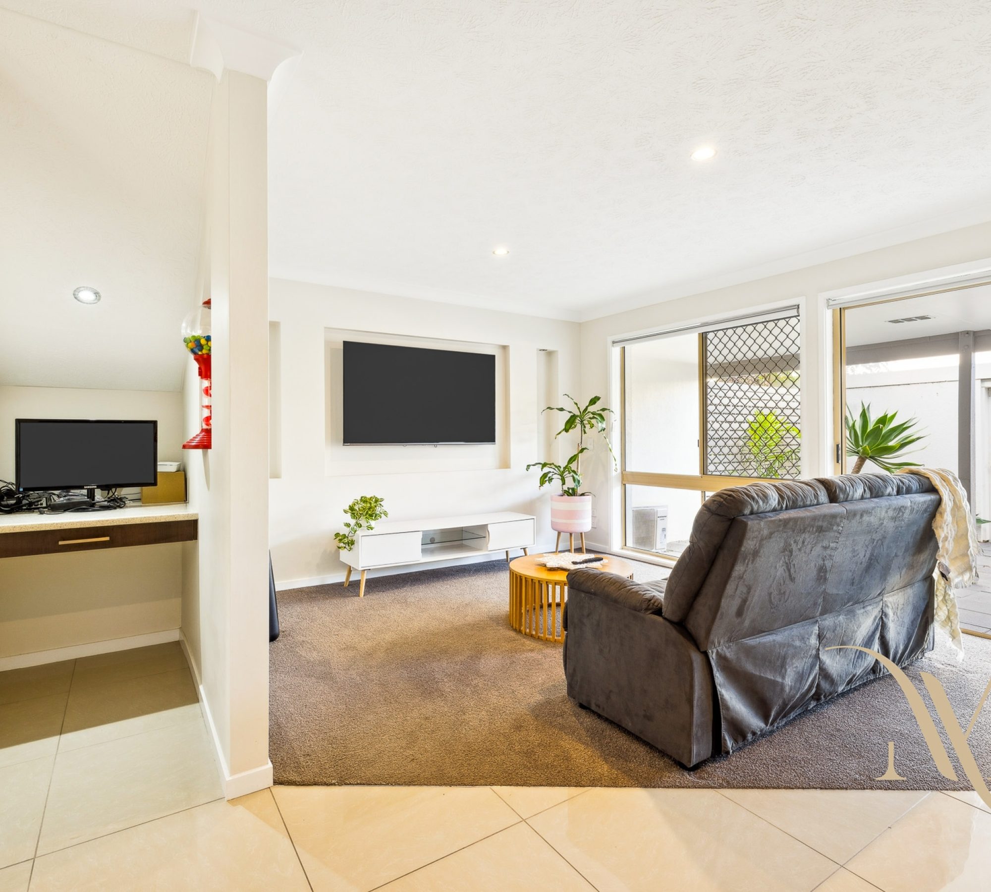 682a7a2e-072b-423e-b1d6-d4ef03a2f80e-Runaway-Bay-2025-12-30-153242-10