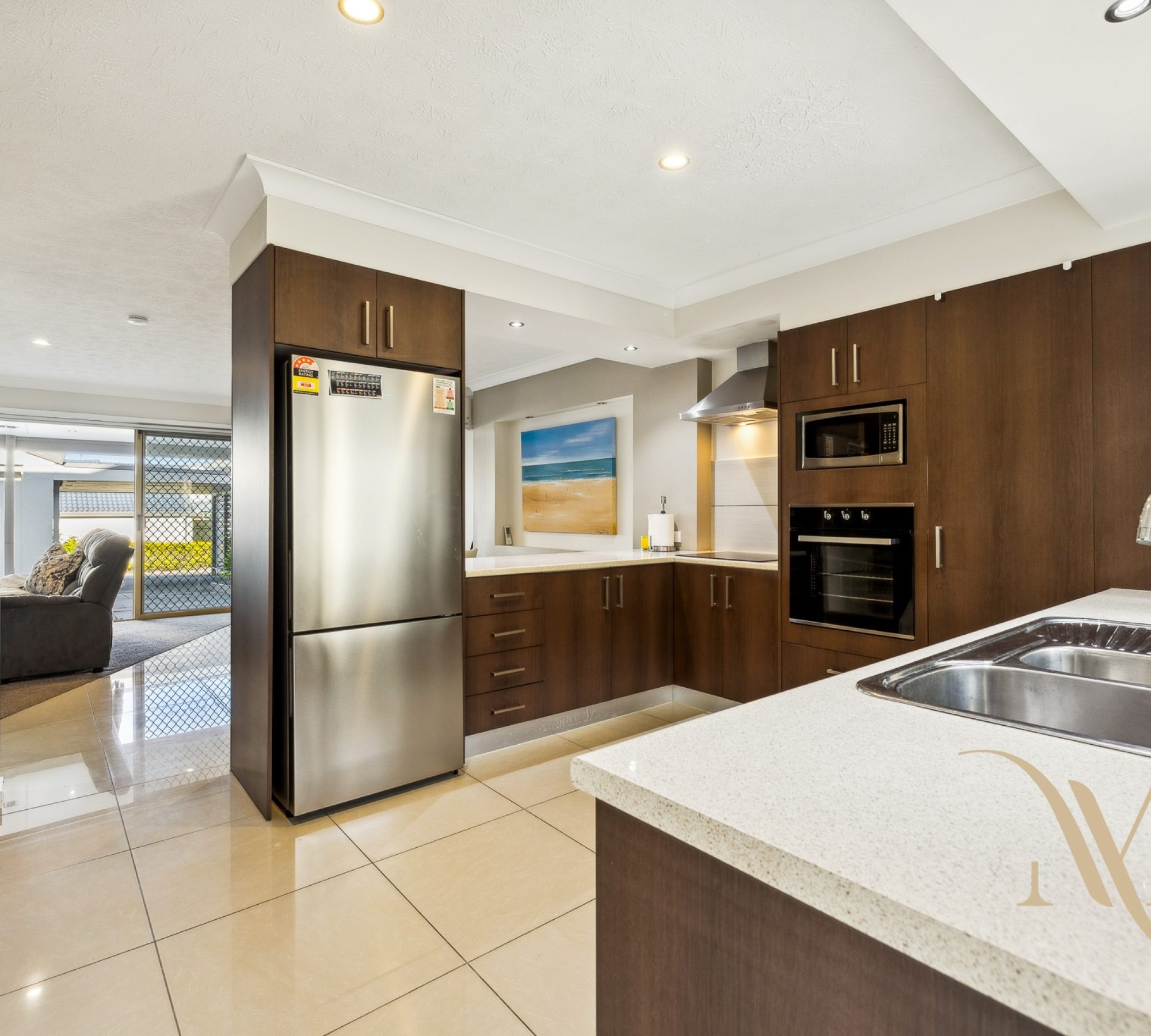 682a7a2e-072b-423e-b1d6-d4ef03a2f80e-Runaway-Bay-2025-12-30-153242-2