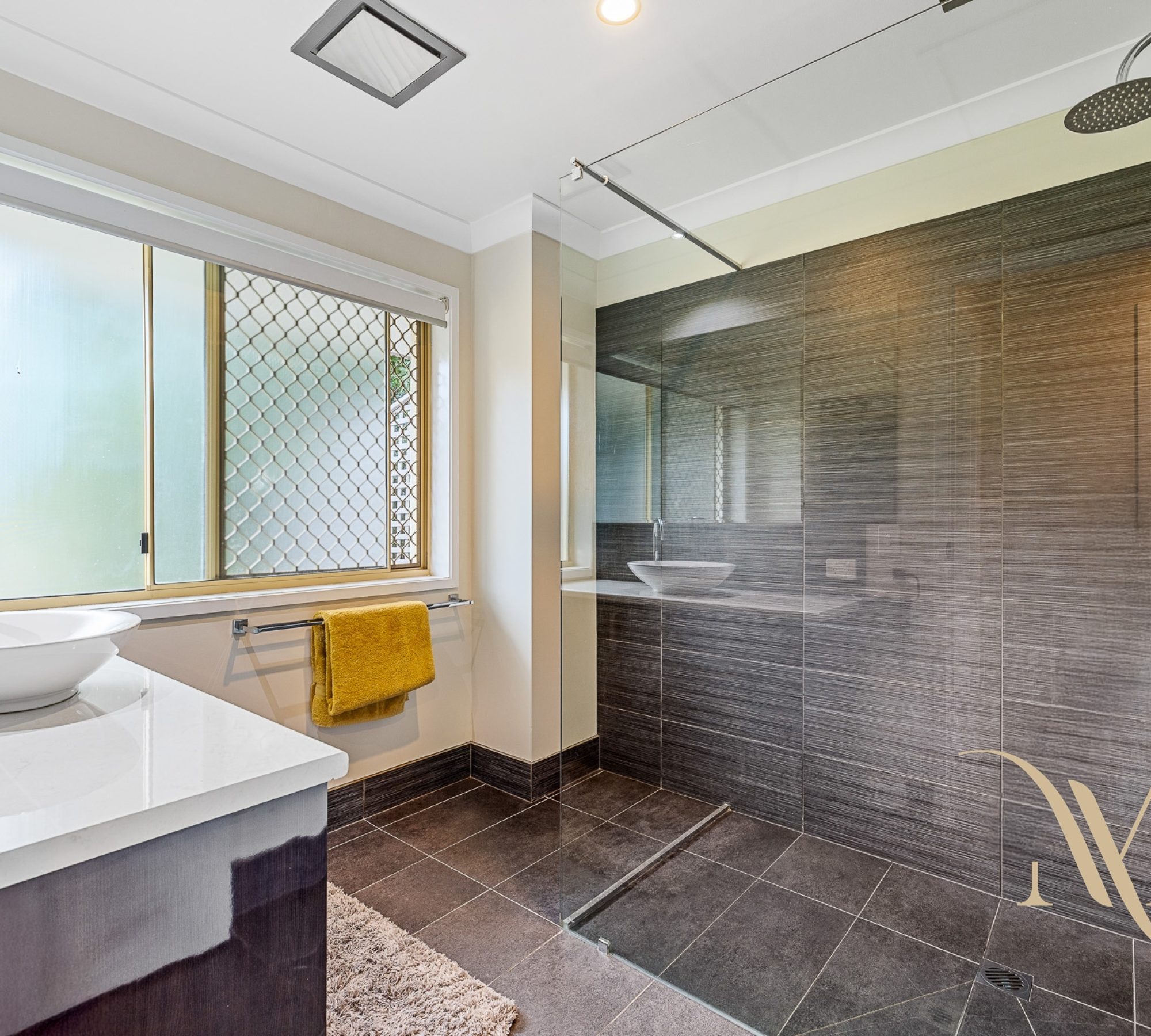 682a7a2e-072b-423e-b1d6-d4ef03a2f80e-Runaway-Bay-2025-12-30-153242-4