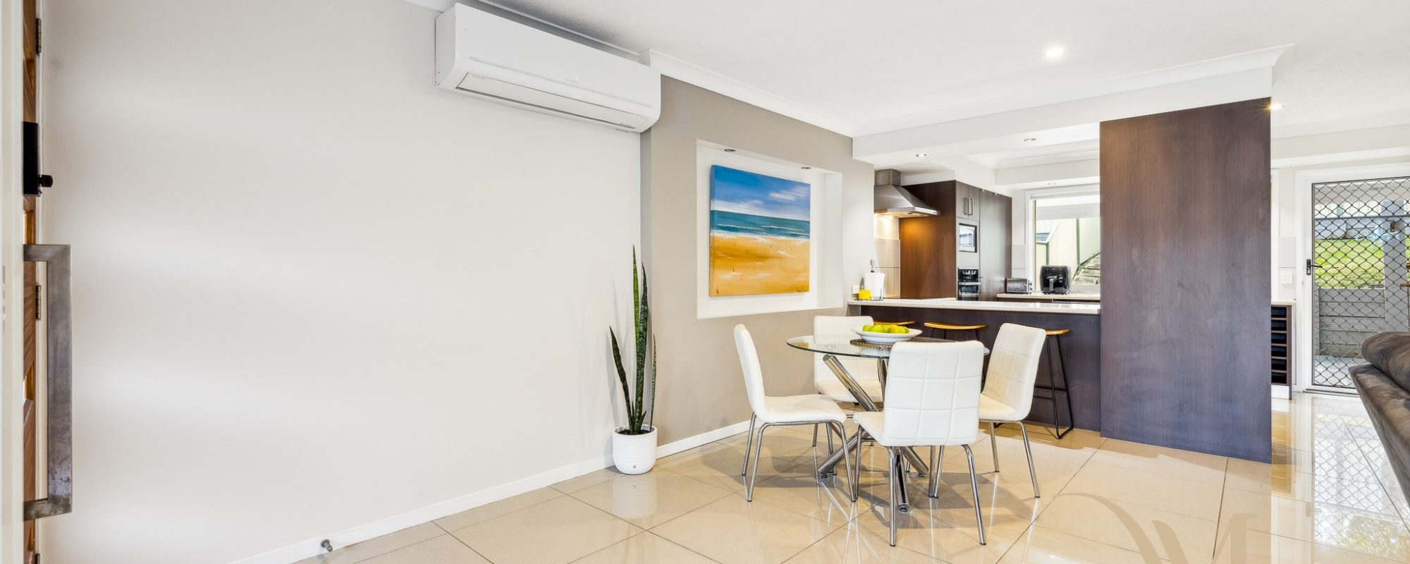 682a7a2e-072b-423e-b1d6-d4ef03a2f80e-Runaway-Bay-2025-12-30-153242-9