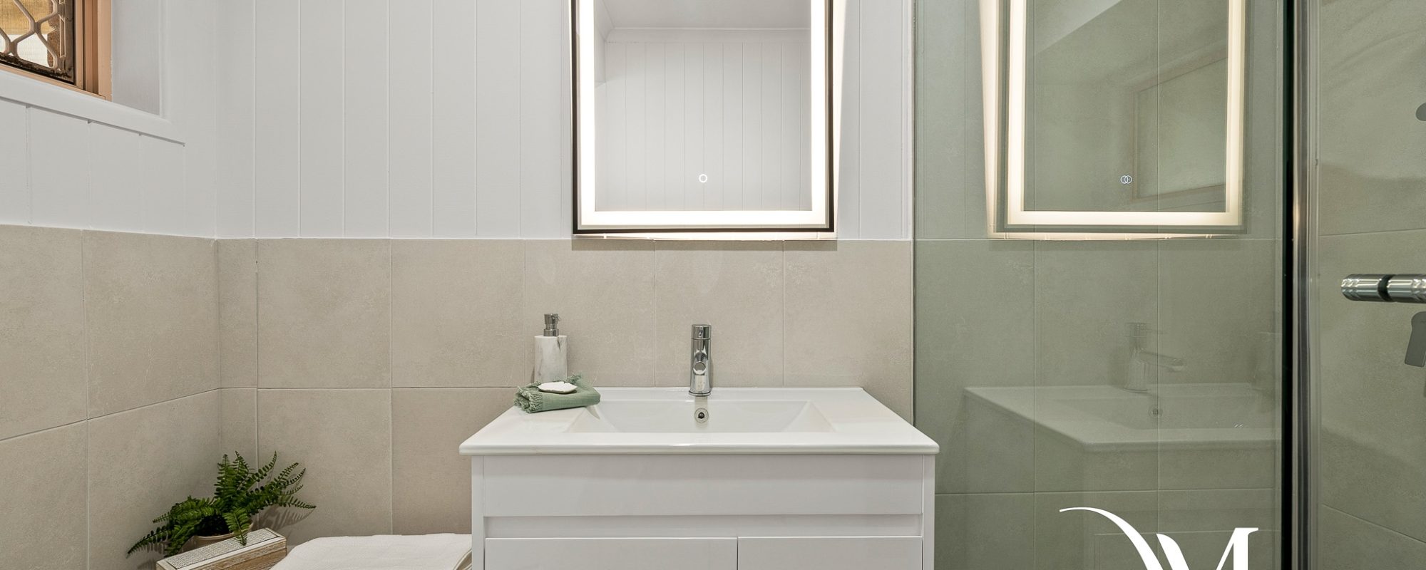 68f06e13-42f8-4b9c-b8d6-b6c984318241-Oxenford-2025-12-30-153655-8