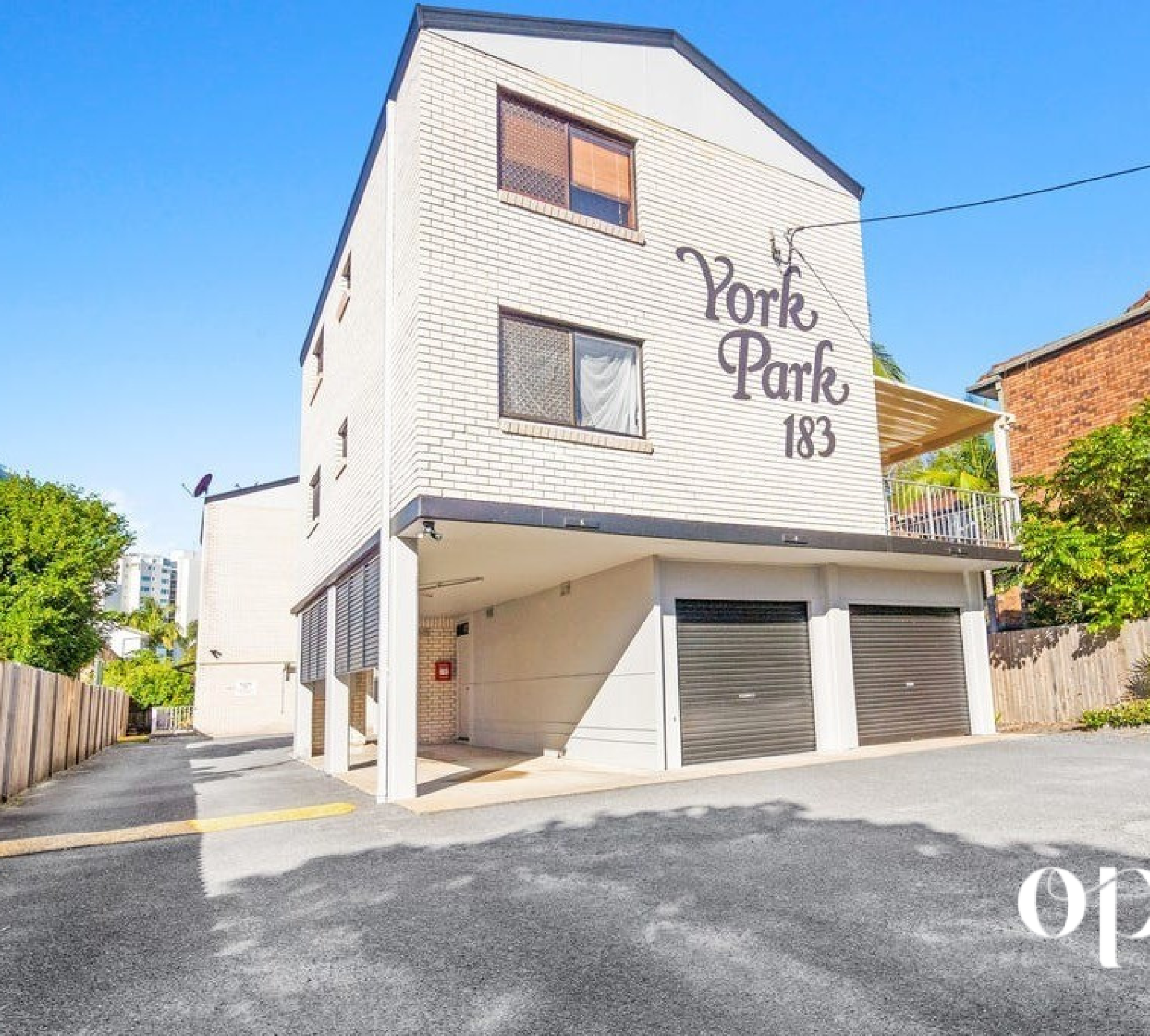 695c5c98-1bf6-4727-ba8a-8c6bc8cb7027-Labrador-2026-02-13-152315-1